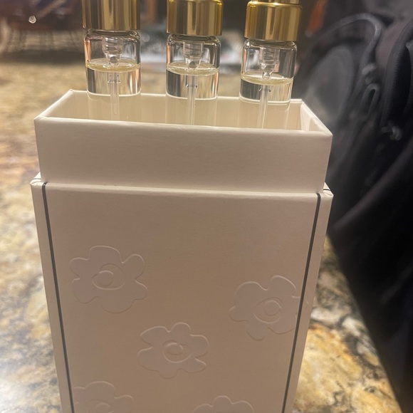 Tory Burch perfume spray Essence of Dreams Box Brand New Trio Set - Picture 3 of 4